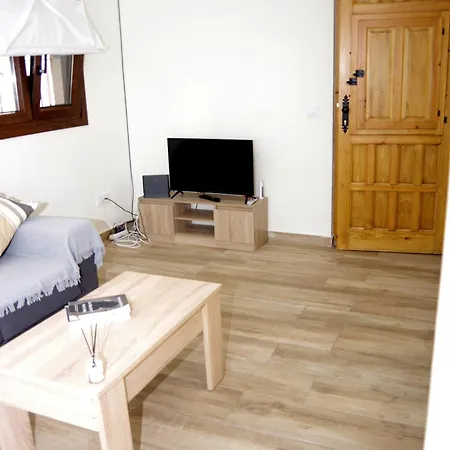 בית נופש Acogedora Casita Con Barbacoa *