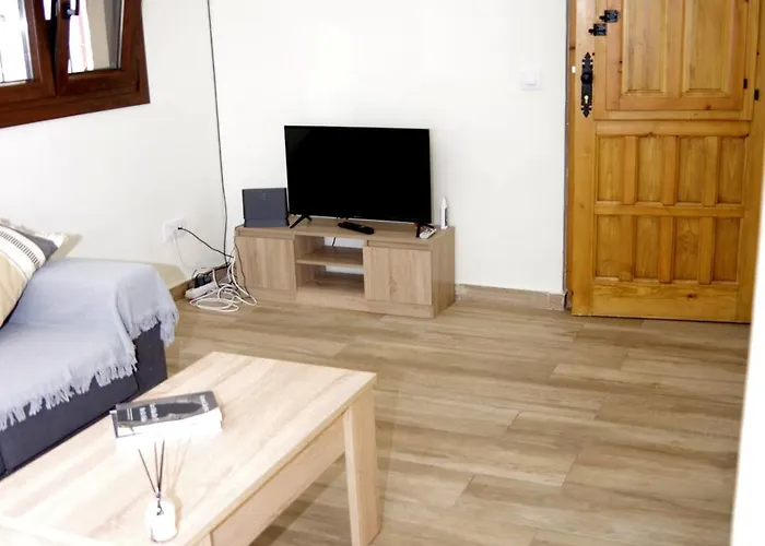 בית נופש Acogedora Casita Con Barbacoa *